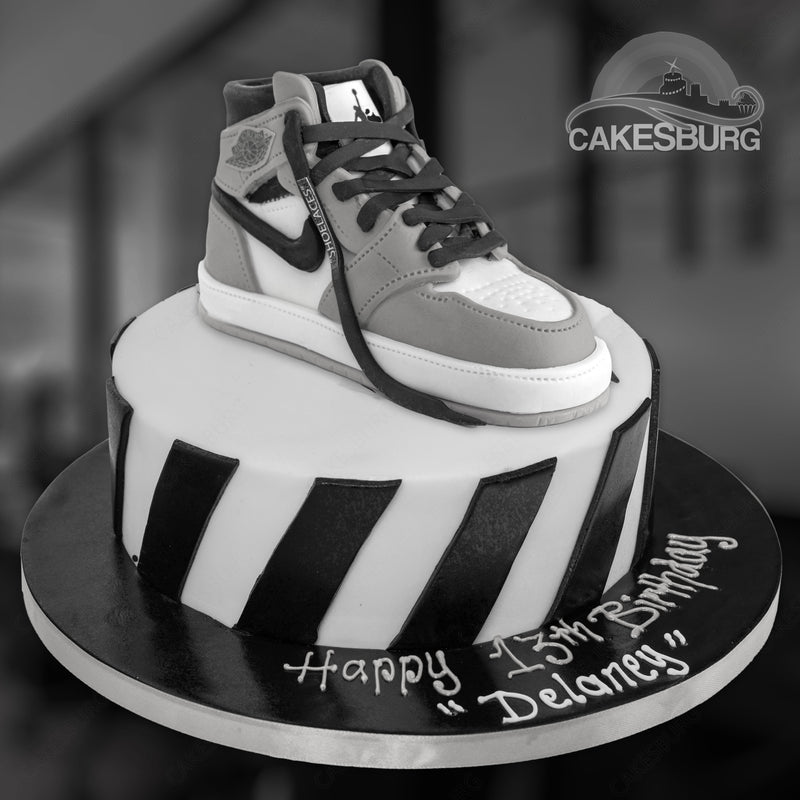 Air Jordan 1 Trainer Shoe Cake - Grey