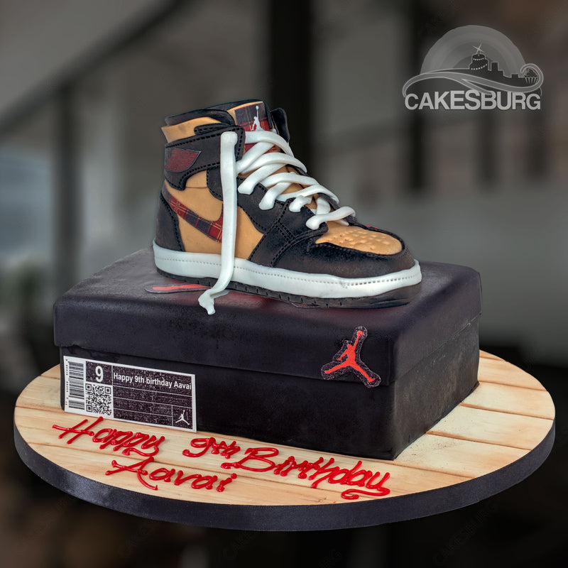 Air Jordan 1 Trainer & Shoebox Cake - Multicolour