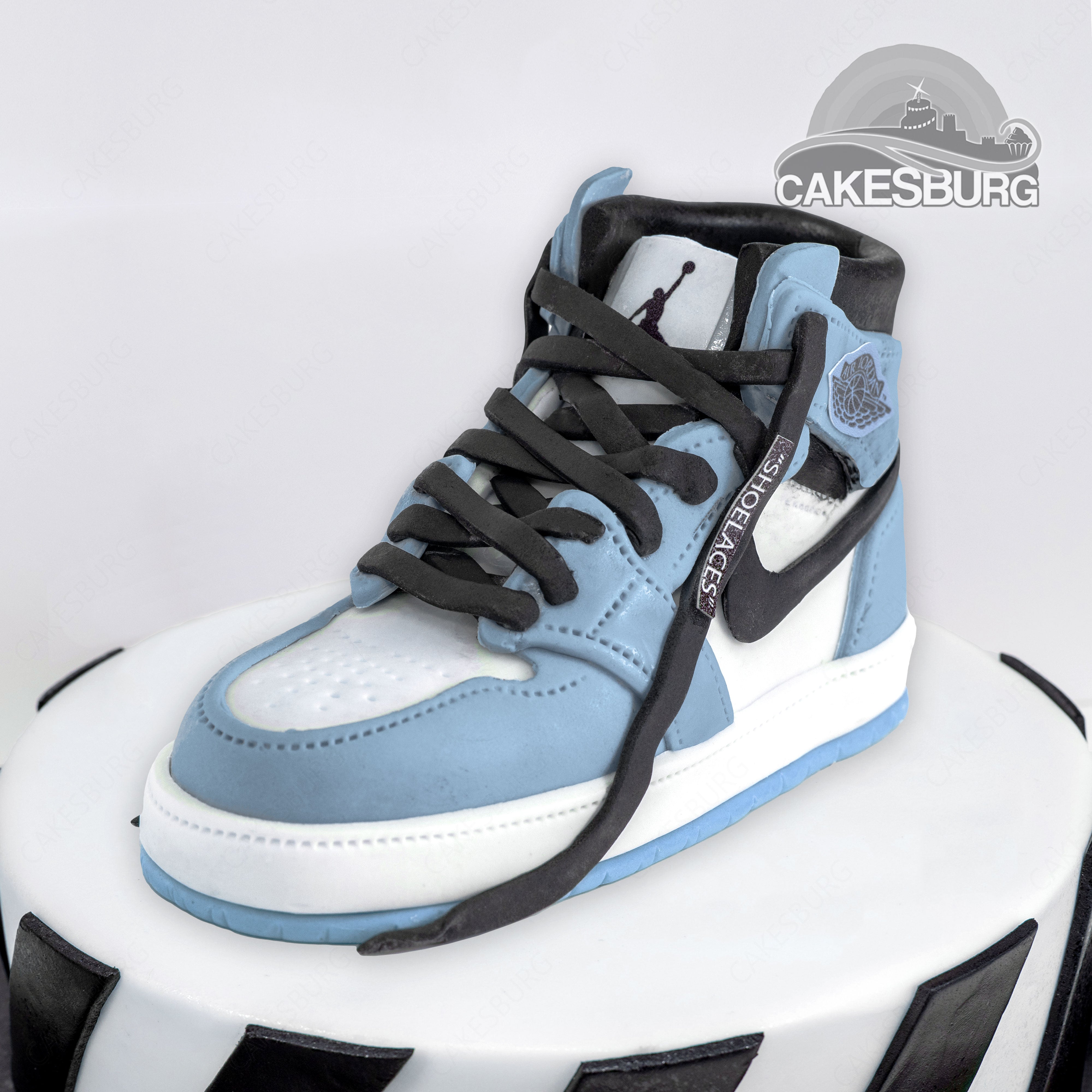 sneaker blue and