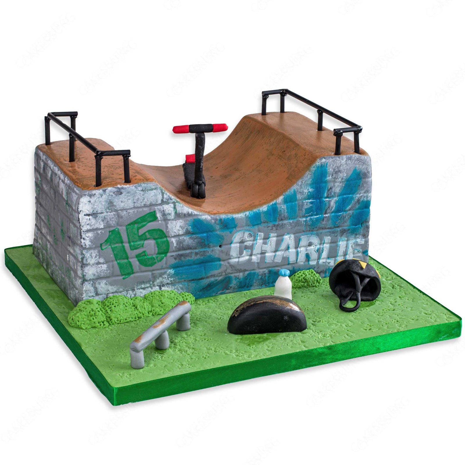 Half Pipe Skate / Scooter Ramp Cake