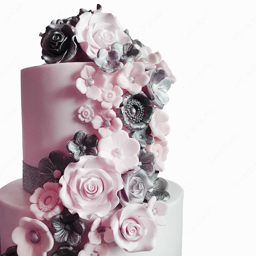 Elegant Grey/Pink Flower Cake