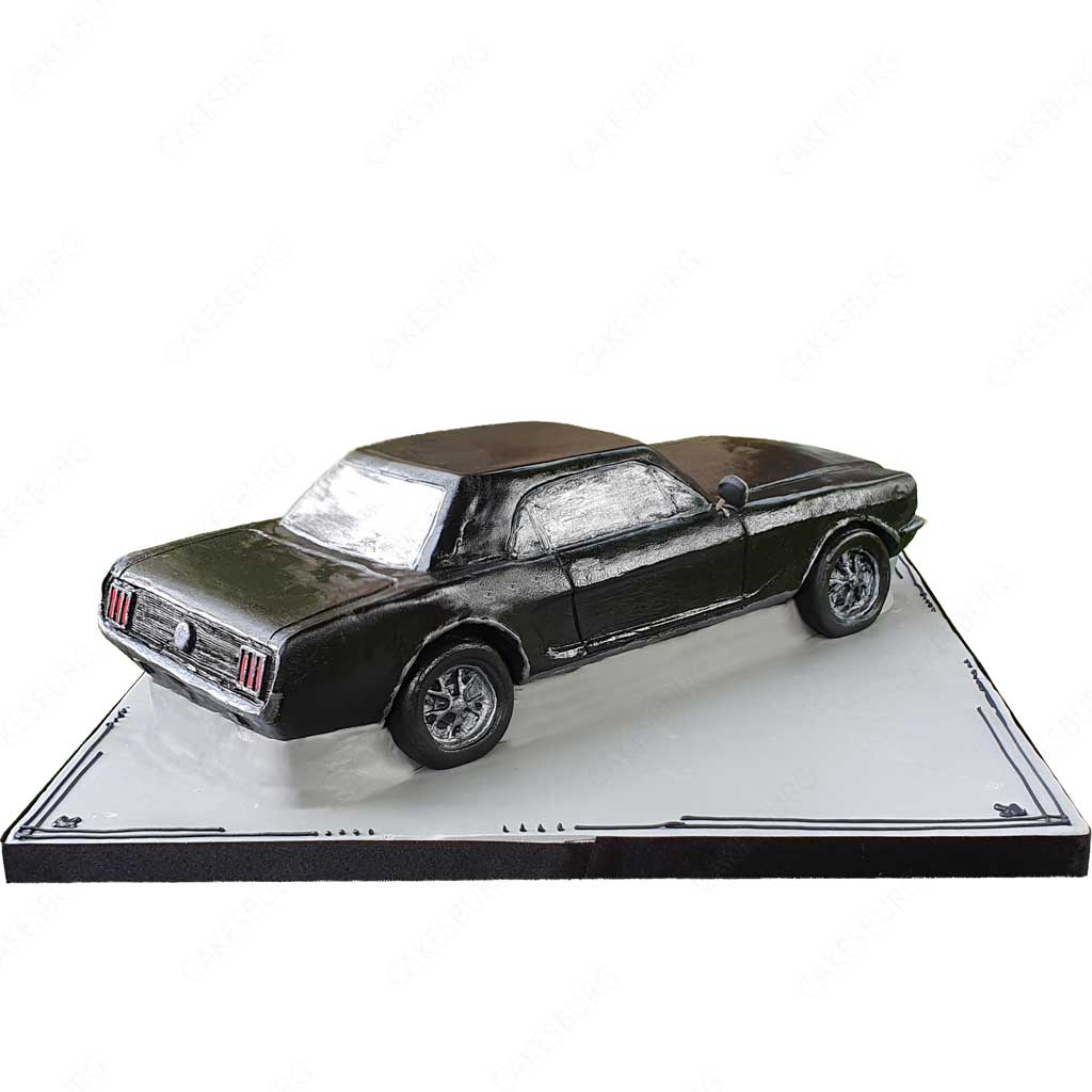 Ford Mustang 1967 Fast Back Cake