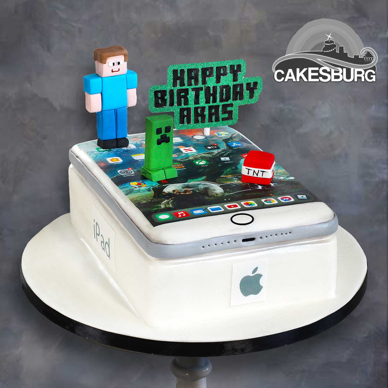 Minecraft / iPad Cake