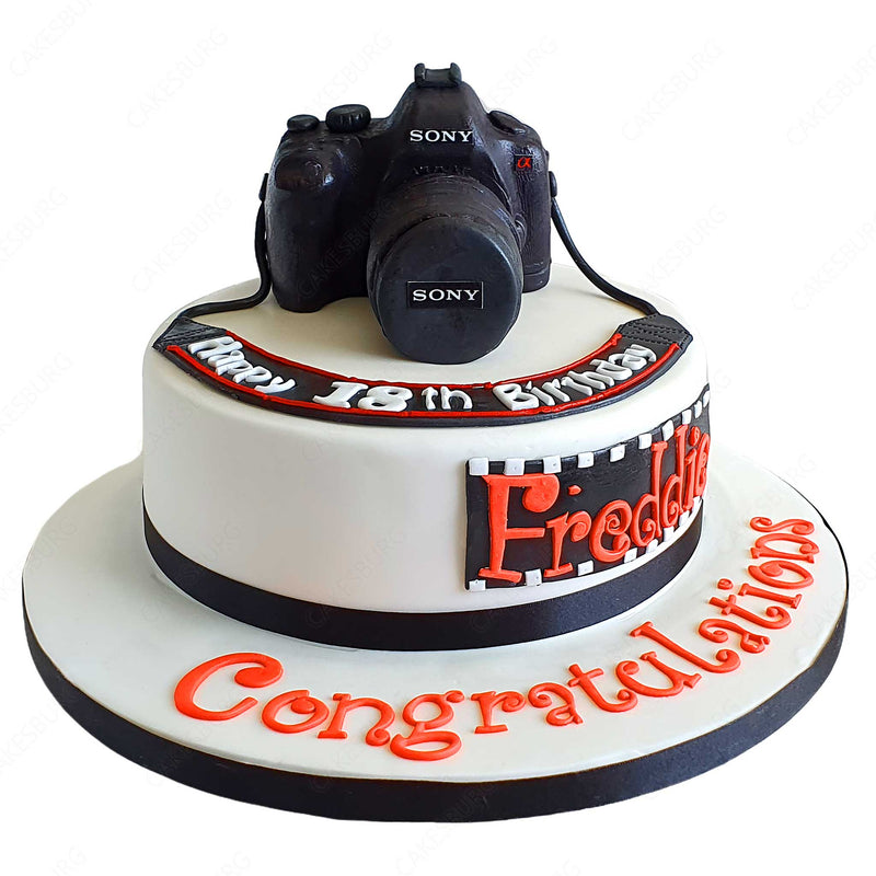 Birthday camera cake photo Cut Out Stock Images & Pictures - Alamy