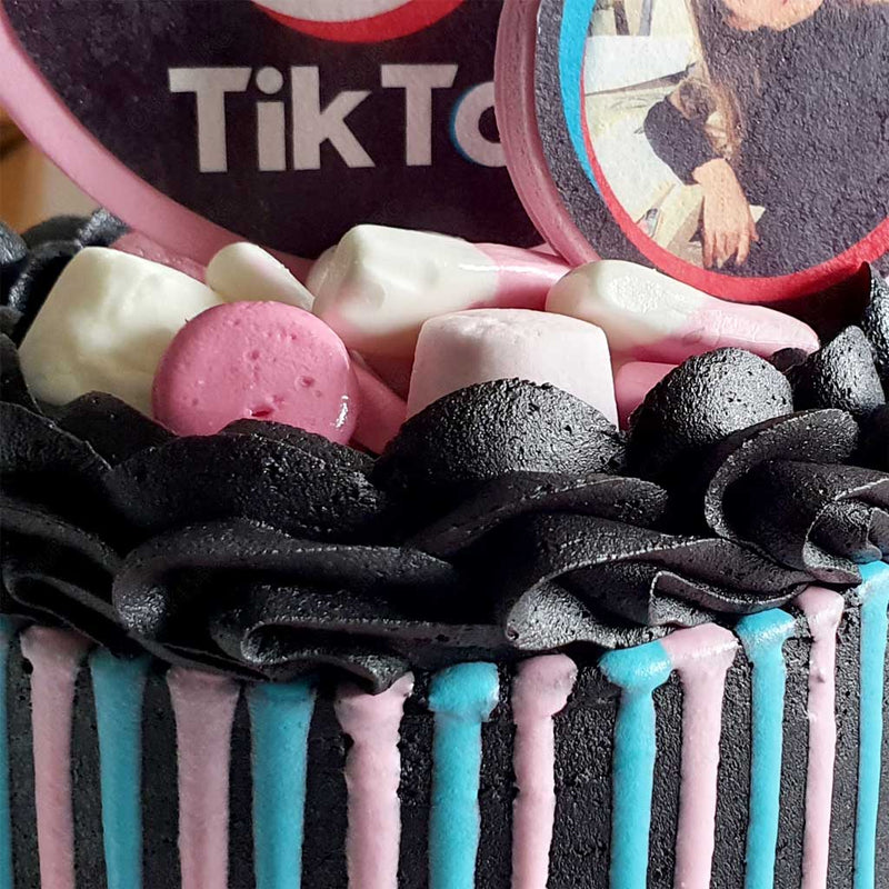 TikTok Profile Drip Cake