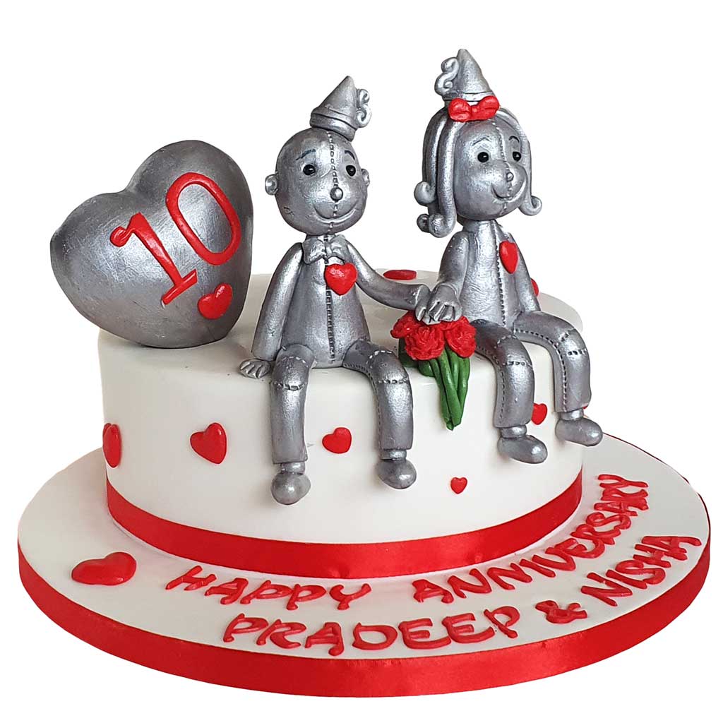 10th Anniversary Tin Figurines Cake